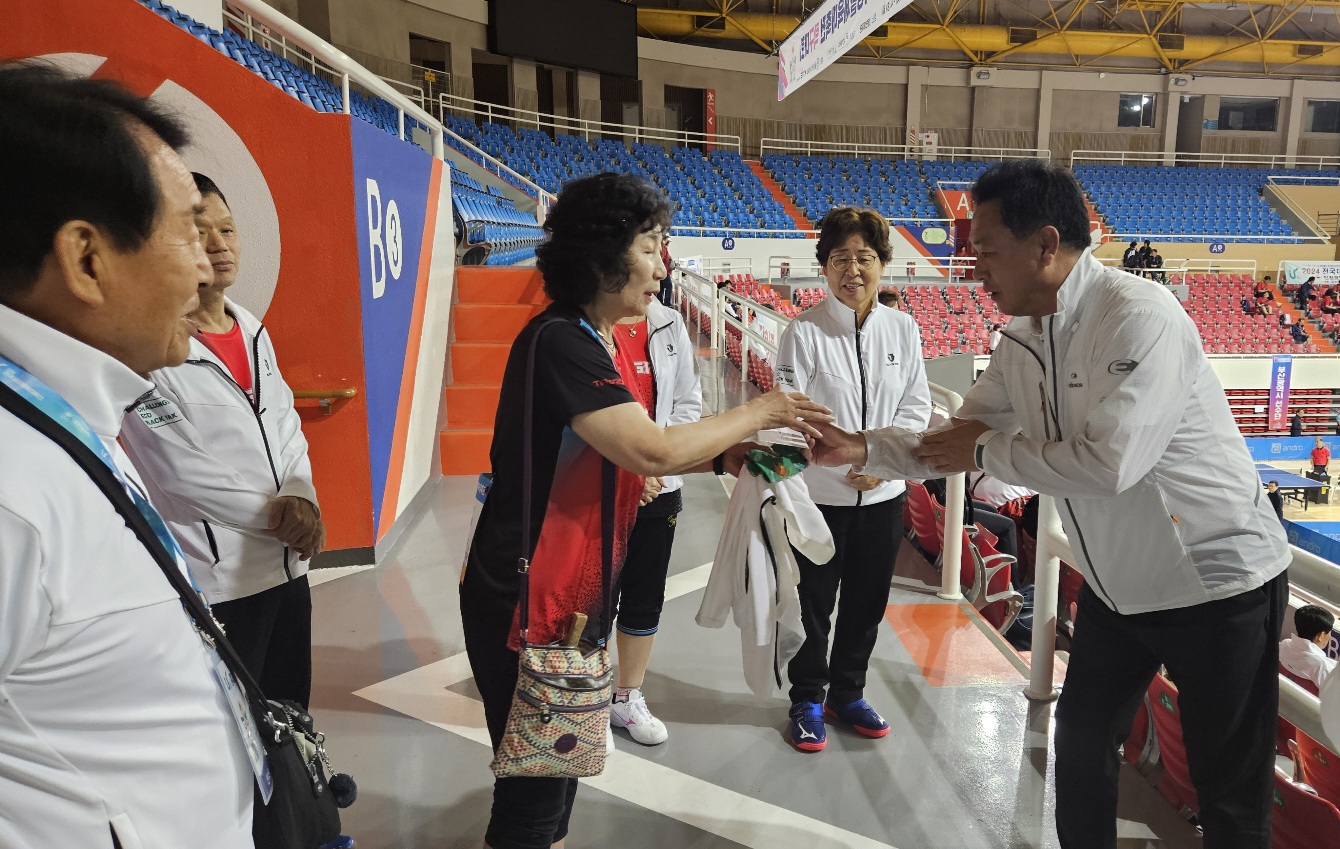 대축전 격려(탁구 2)(24. 4. 25일).jpg